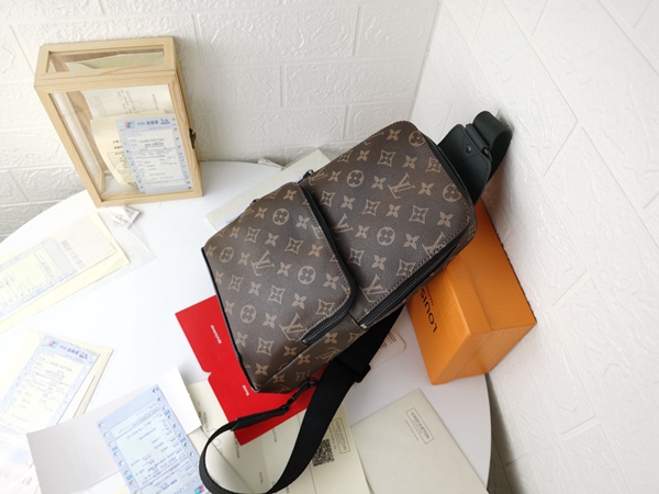 ルイヴィトンバッグ正面デザイン